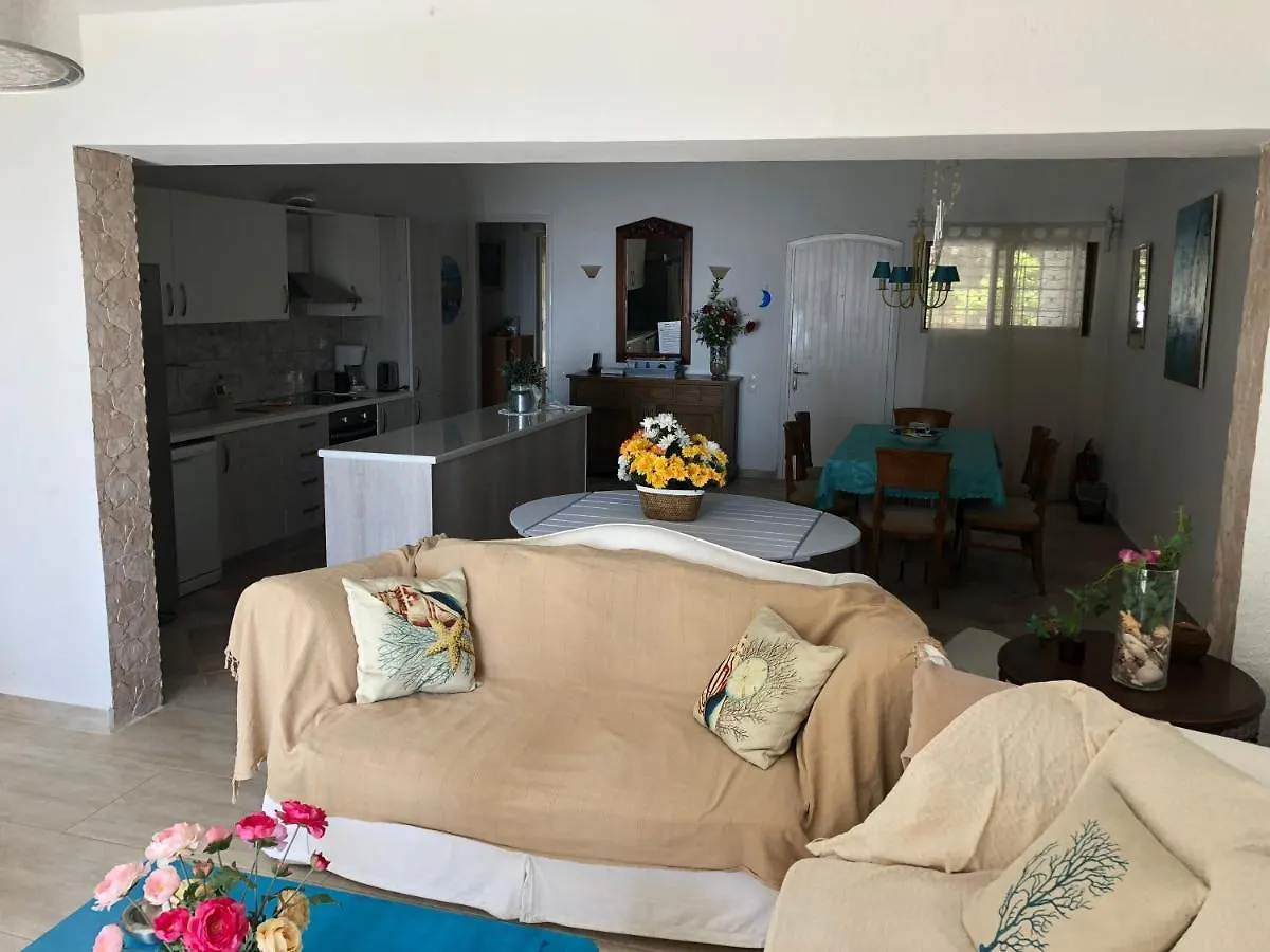 Villaparadiso Beach Front Villa Makris Gialos Argostoli