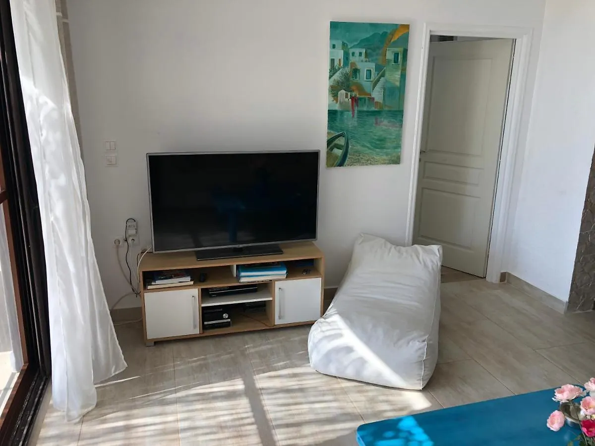 Villaparadiso Beach Front Villa Makris Gialos Argostoli  0*, Argostoli (Kefalonia)